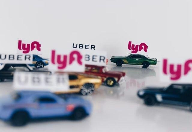 Como é usar Uber e Lyft em Orlando
